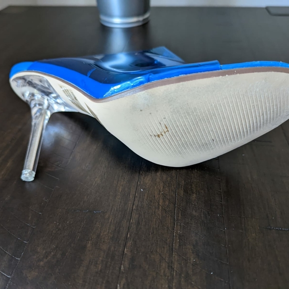 Neon Blue Stilleto Heels - Picture 9 of 13